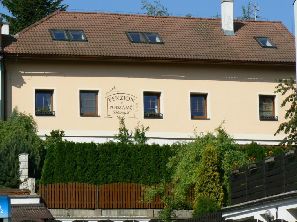 Penzion V Podzamci Litomysl Luaran gambar