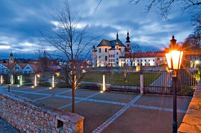 Penzion V Podzamci Litomysl Luaran gambar